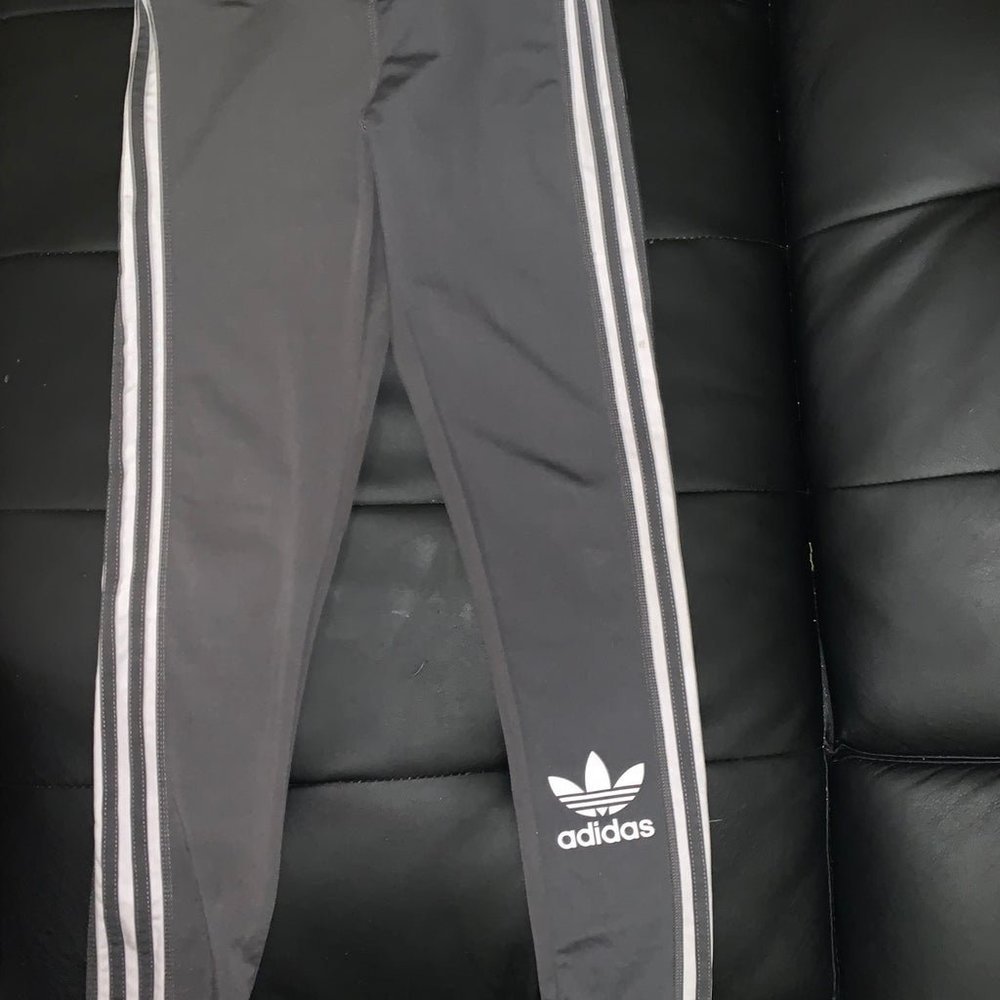 Adidas leggings